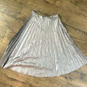 forever21 silver metallic pleated a line midi skirt size XS